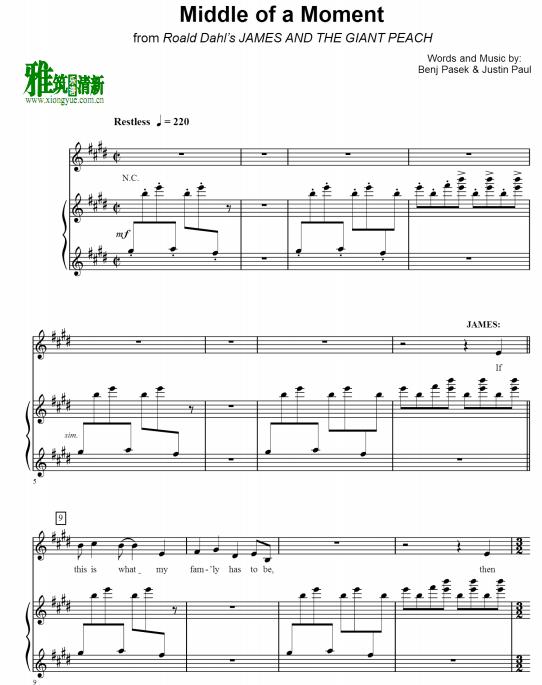 James and the Giant Peach - Middle of A Moment钢琴伴奏谱